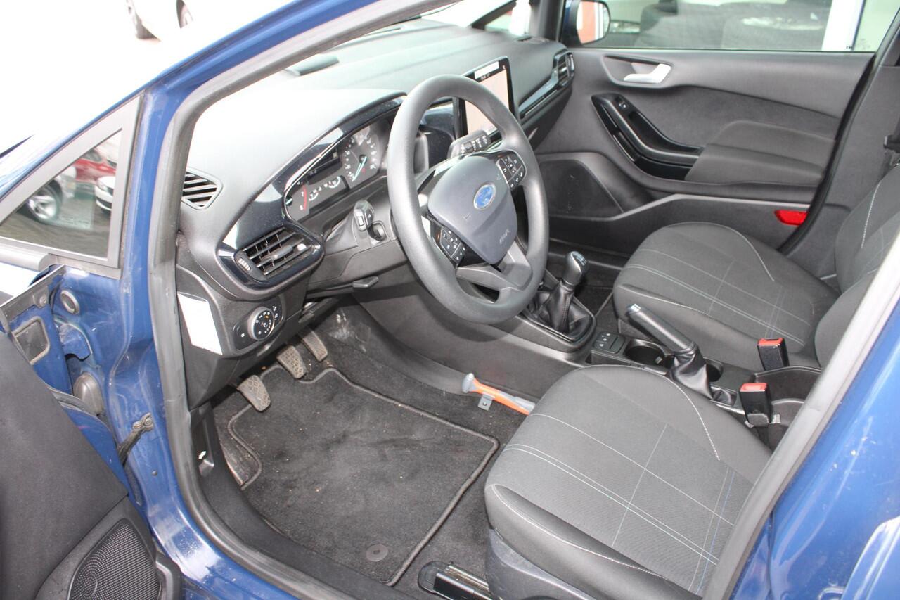 Ford FIESTA 1.1 Trend 85 PK | Navigatie | Cruise Control | DAB | Bluetoothcarkit | Airco | Electrische ramen | Electrische spiegels | Centrale deurvergrendeling met afstandsbediening