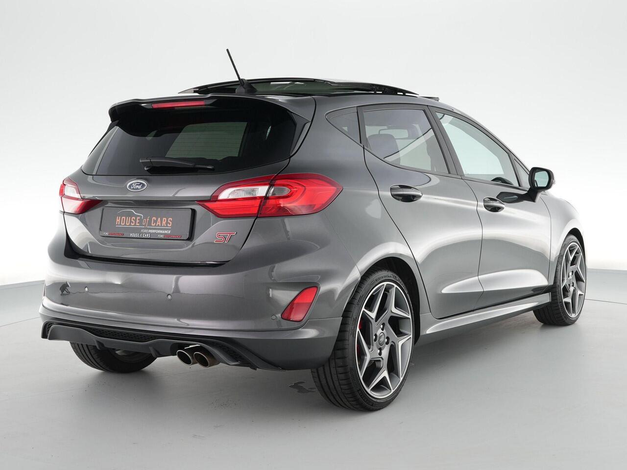 Ford FIESTA ST-3 1.5 200pk |dealer onderhouden|panoramadak|B&O|Apple Carplay|LED-koplampen|lane assist|cruise control|winterpack|18"|