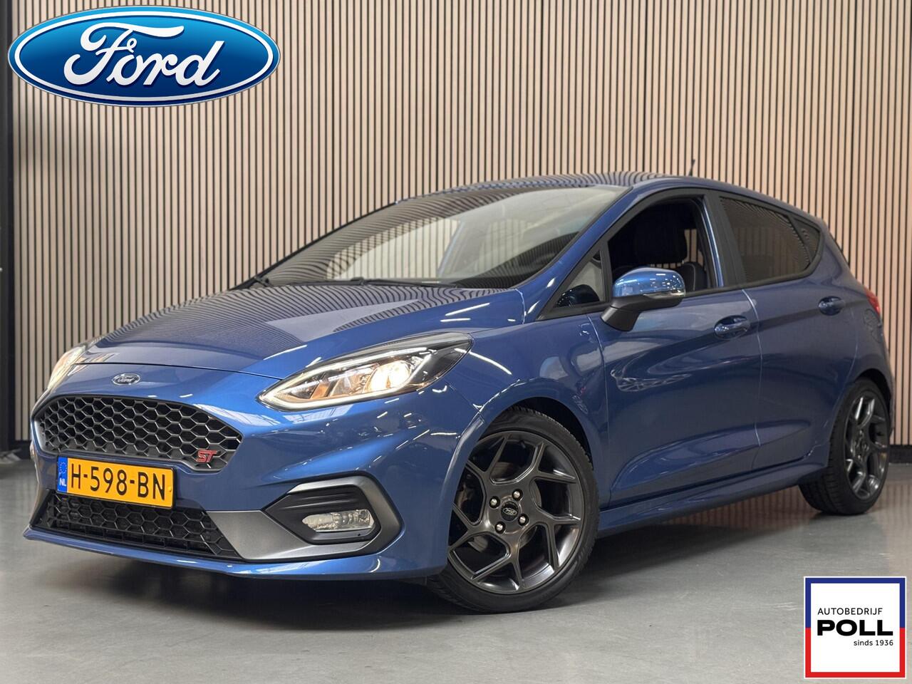 Ford FIESTA ST 200pk 1.5 EcoBoost Apple Carplay Privacy glass Verlagingsset 5drs Dealeronderhouden
