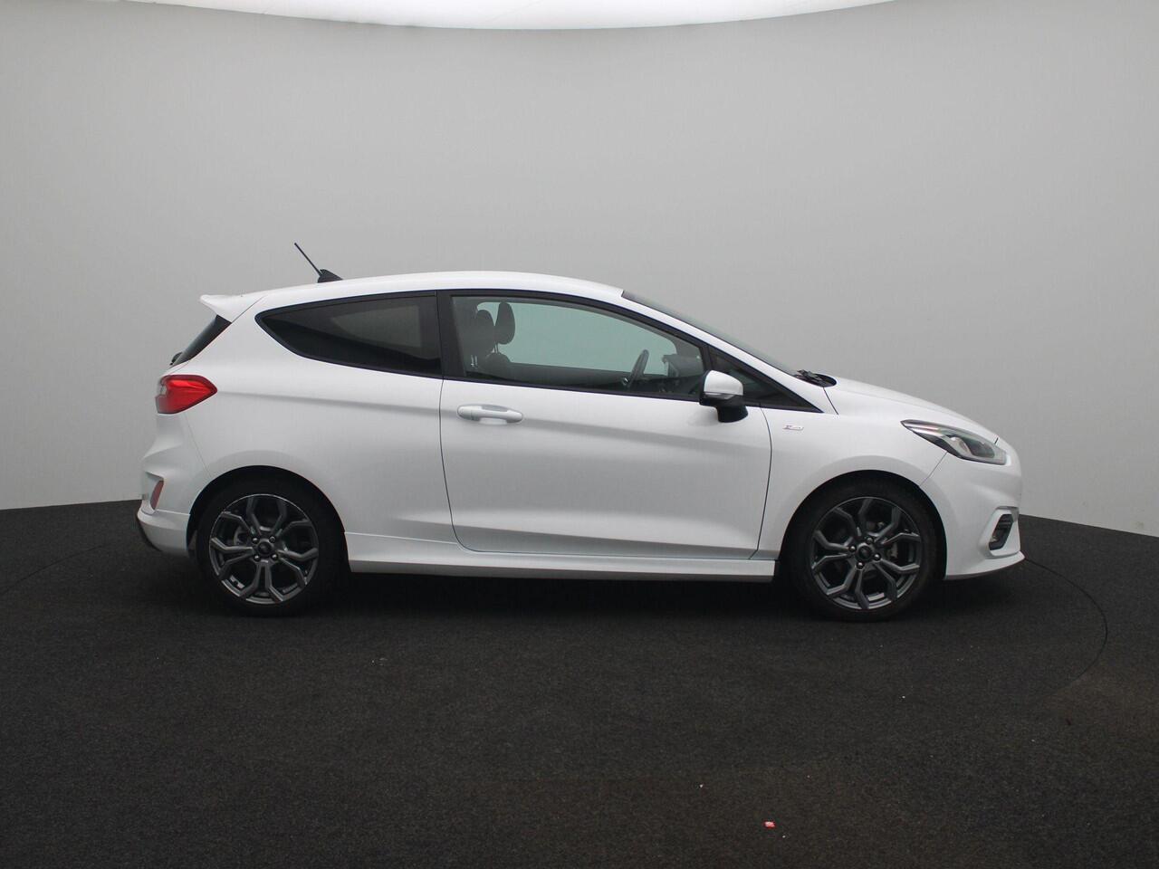 Ford FIESTA 1.0 EcoBoost ST-Line | Apple CarPlay & Android auto | Cruise control | Climate control | parkeersensoren achter | DAB |