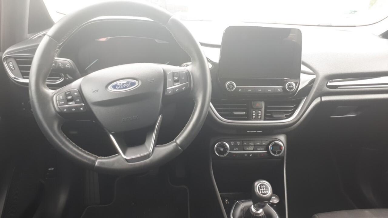 Ford FIESTA 1.0 Ecoboost Titanium CLIMA/CRUISE/RADIO DAB/NAVI/PDC+CAMERA/LMV/ENZ