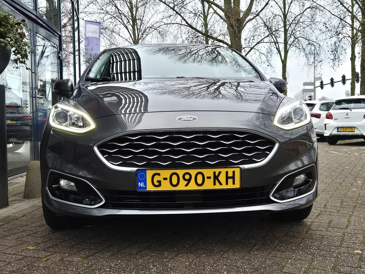 Ford FIESTA 1.0 EcoBoost 125PK Vignale | Winterpakket | Navigatie | Climate Control | Cruise Control | Parkeersensoren | LM Velgen