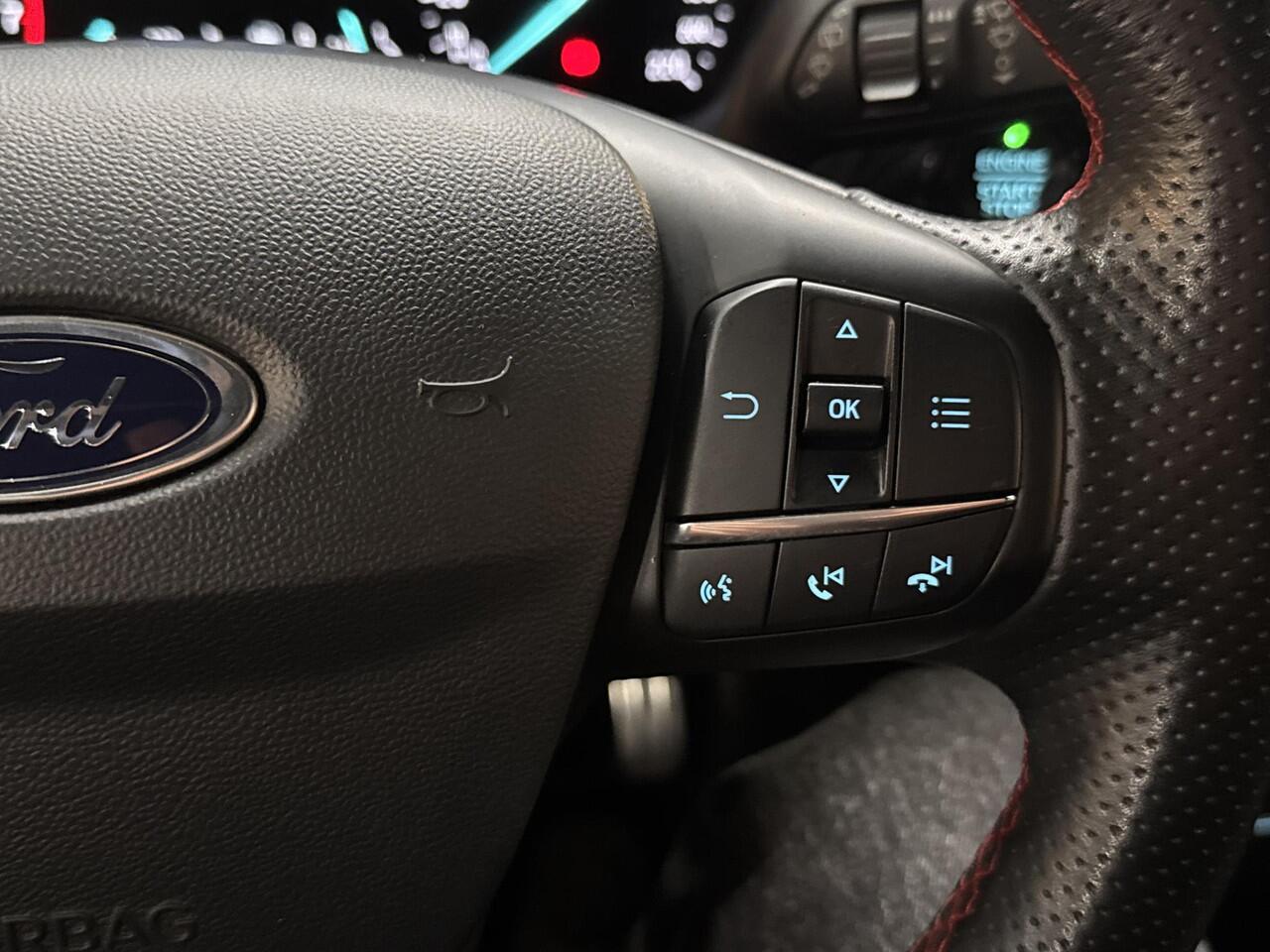 Ford FIESTA 100pk ST-Line Navi Climat Adaptive Cruise Winter pack Parkeersensoren Dealeronderhouden