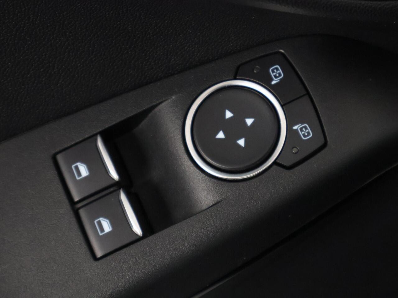 Ford FIESTA 1.1 Trend Sport | Navigatie | Apple Carplay & AndroidAUTO | Privacy Glass |