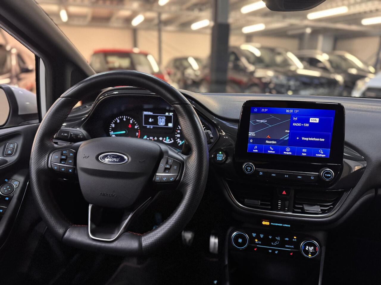 Ford FIESTA 95pk ST-Line Navi Climat Cruise Winter pack ST Dakspoiler Privacy Glass Dealeronderhouden