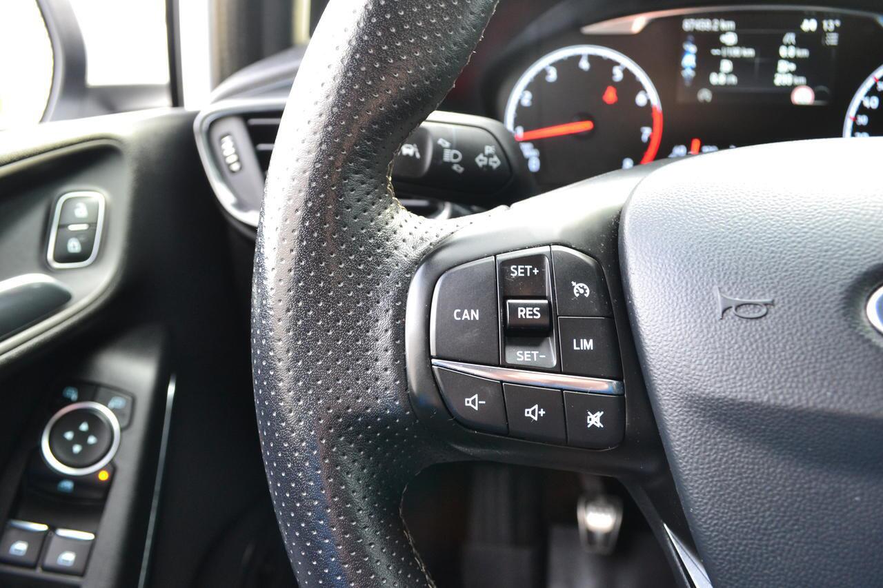 Ford FIESTA 1.5 ECOBOOST ST-3|200PK|RECARO|NAVI