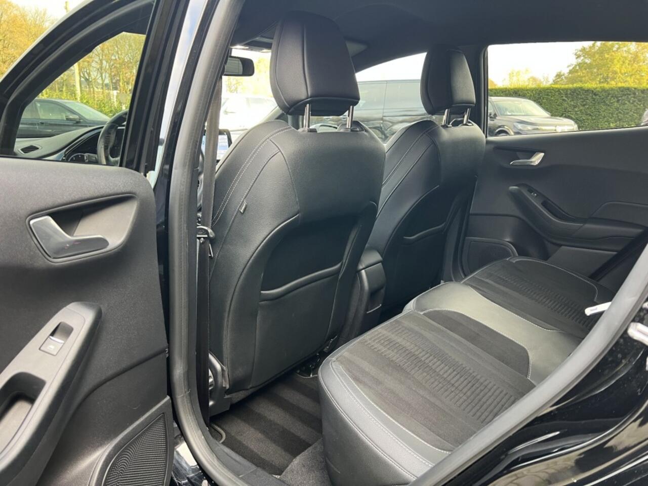 Ford FIESTA ST-3 1.5 Ecoboost 200 PK LED B-O Carplay Keyless