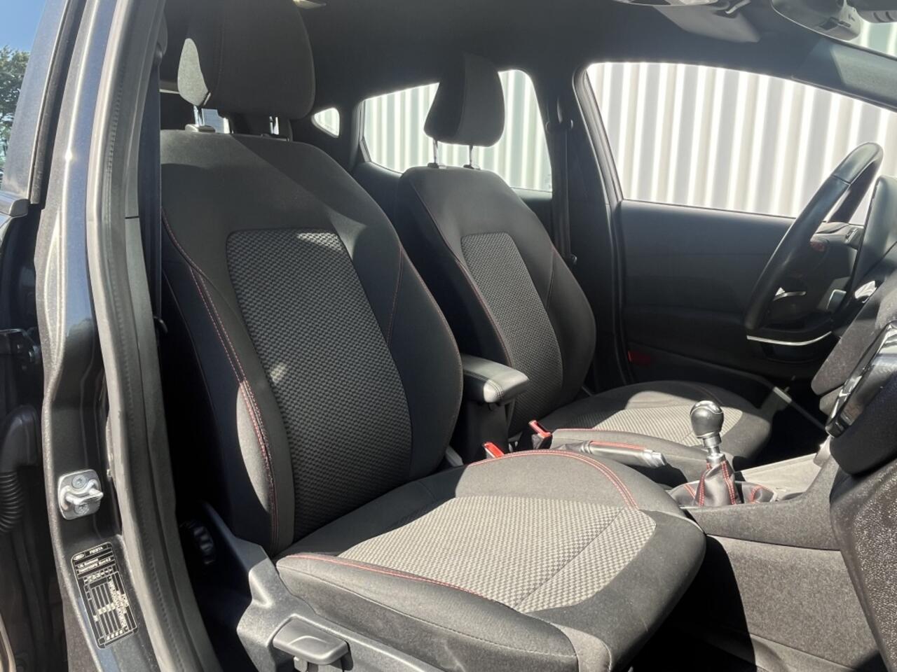 Ford FIESTA 1.0 EcoBoost ST-Line | Navigatie | Voorruit verwarming