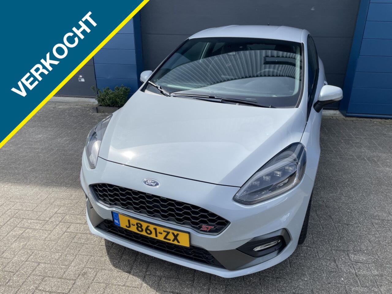 Ford FIESTA 1.5EcoB ST-200PK Navi Camera DealerOh 71.000km!!