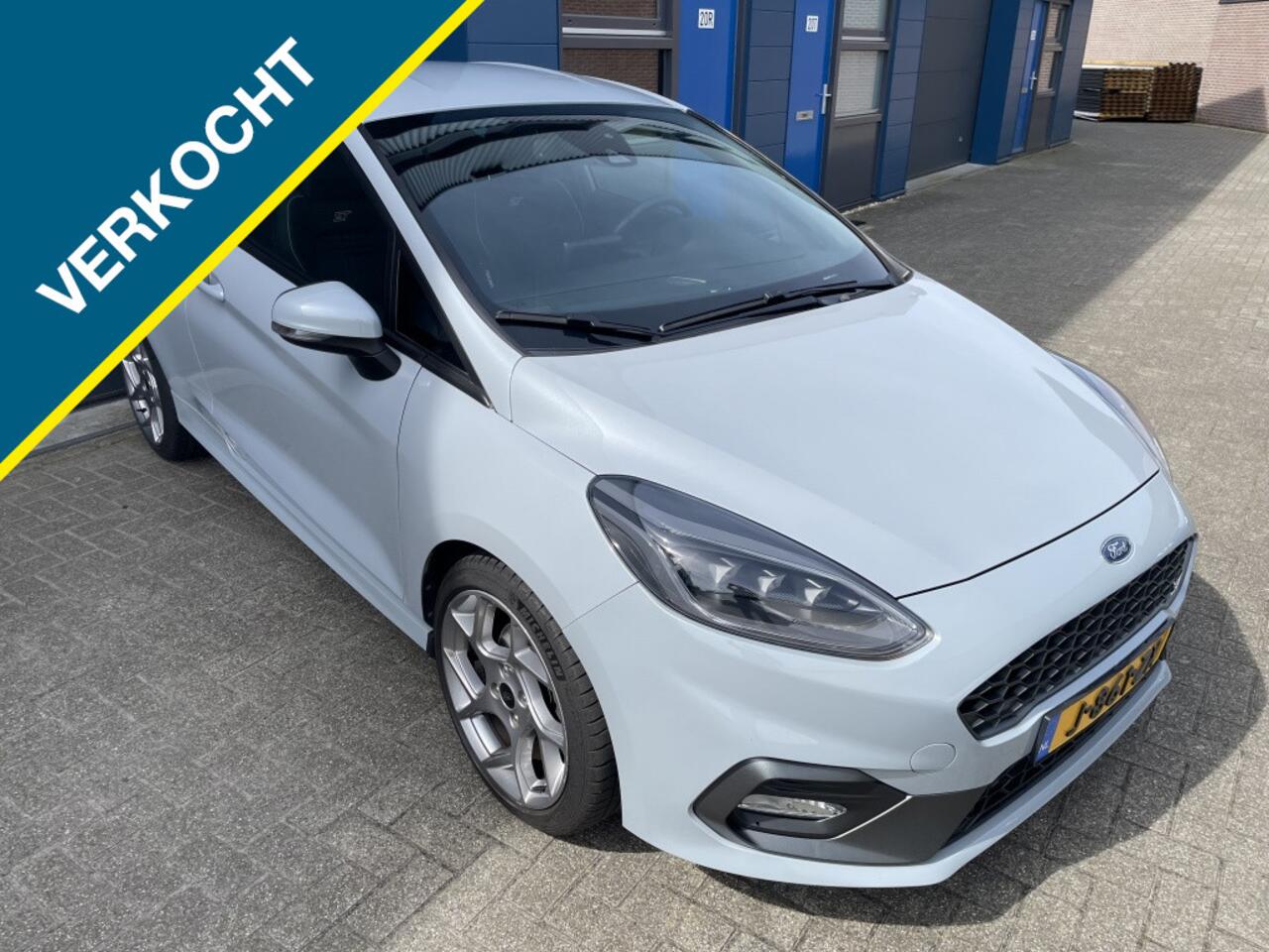 Ford FIESTA 1.5EcoB ST-200PK Navi Camera DealerOh 71.000km!!