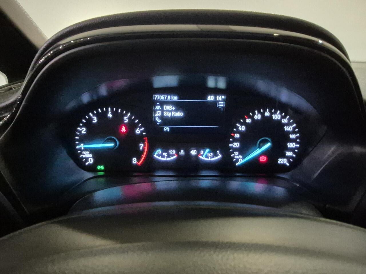 Ford FIESTA 1.0 EcoBoost ST-Line 140PK | Camera | Cruise control | Android auto / Apple carplay