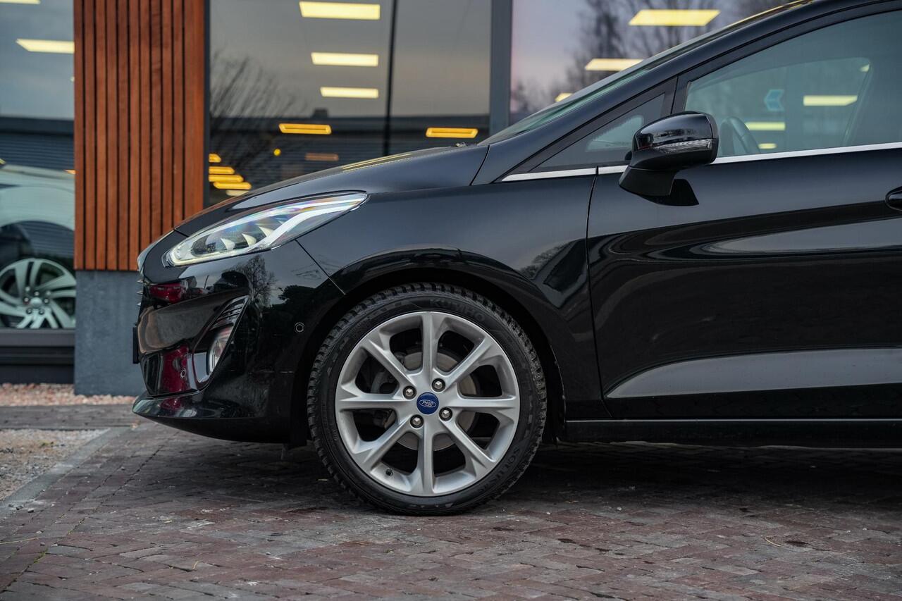 Ford FIESTA 1.0 EcoBoost Titanium Automaat B&O LED Stoel Stuurverw. Camera Navigatie DAB+