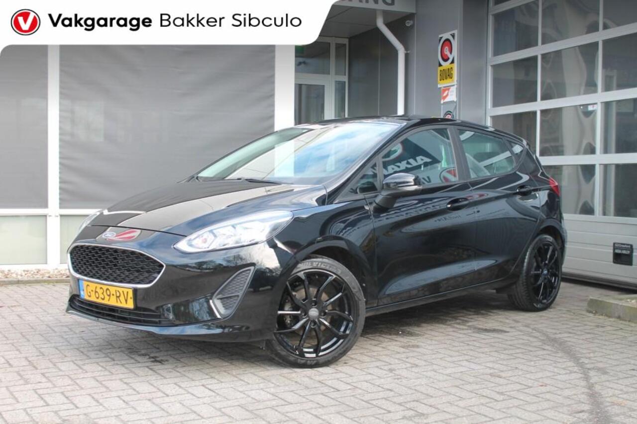 Ford FIESTA 1.1 TREND AIRCO CRUISE NAVI PDC 17 LM