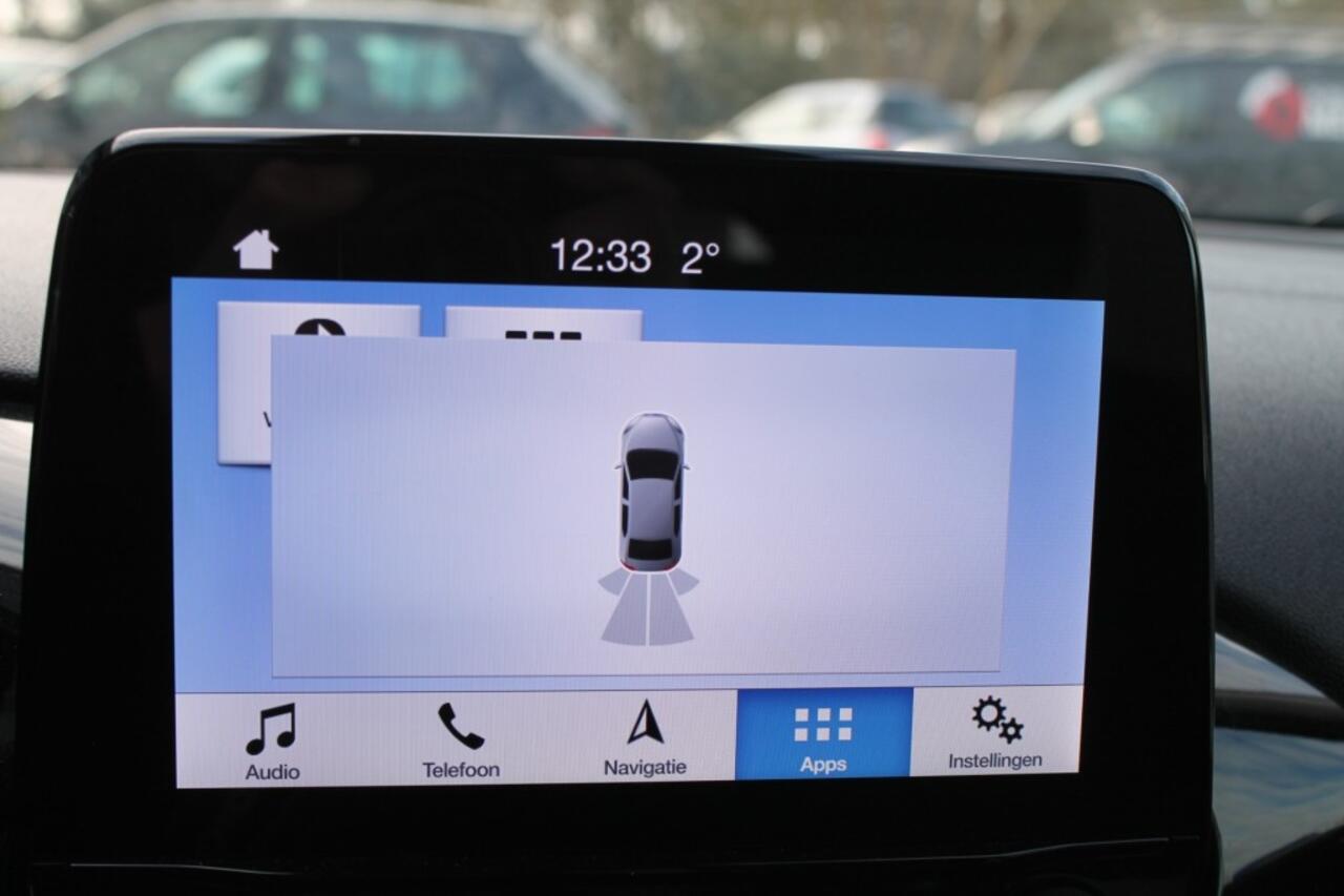 Ford FIESTA 1.1 TREND AIRCO CRUISE NAVI PDC 17 LM