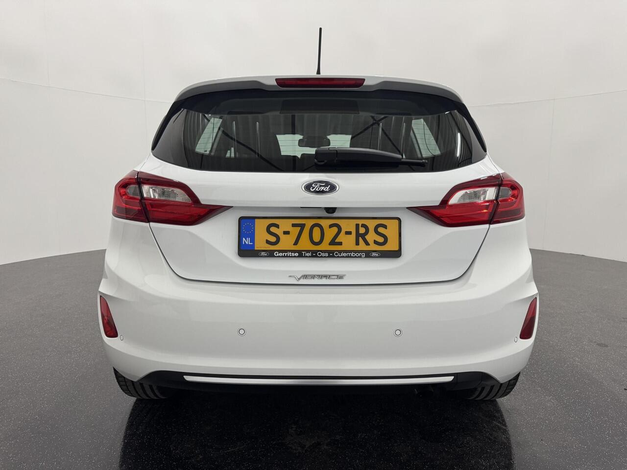Ford FIESTA 1.0 EcoBoost Vignale , 100 PK, Winterpack , Adaptive Cruise Control, Navigatie, Camera, Climate Control,