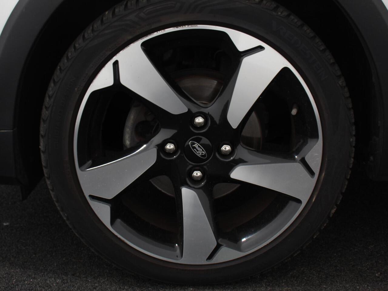 Ford FIESTA 1.0 EcoBoost 125pk Active X | Navigatie | Apple Carplay/Android Auto | Climate Control | Cruise Control | Parkeer sensoren | Stoelverwarming