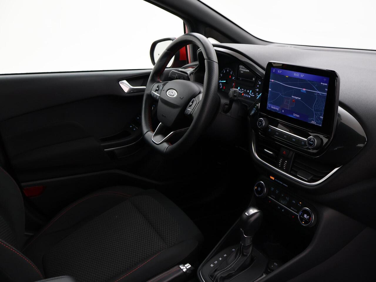 Ford FIESTA 1.0 EB AUTOMAAT ST-LINE + TREKHAAK | FULL LED | STUUR/STOELVERW. | APPLE CARPLAY
