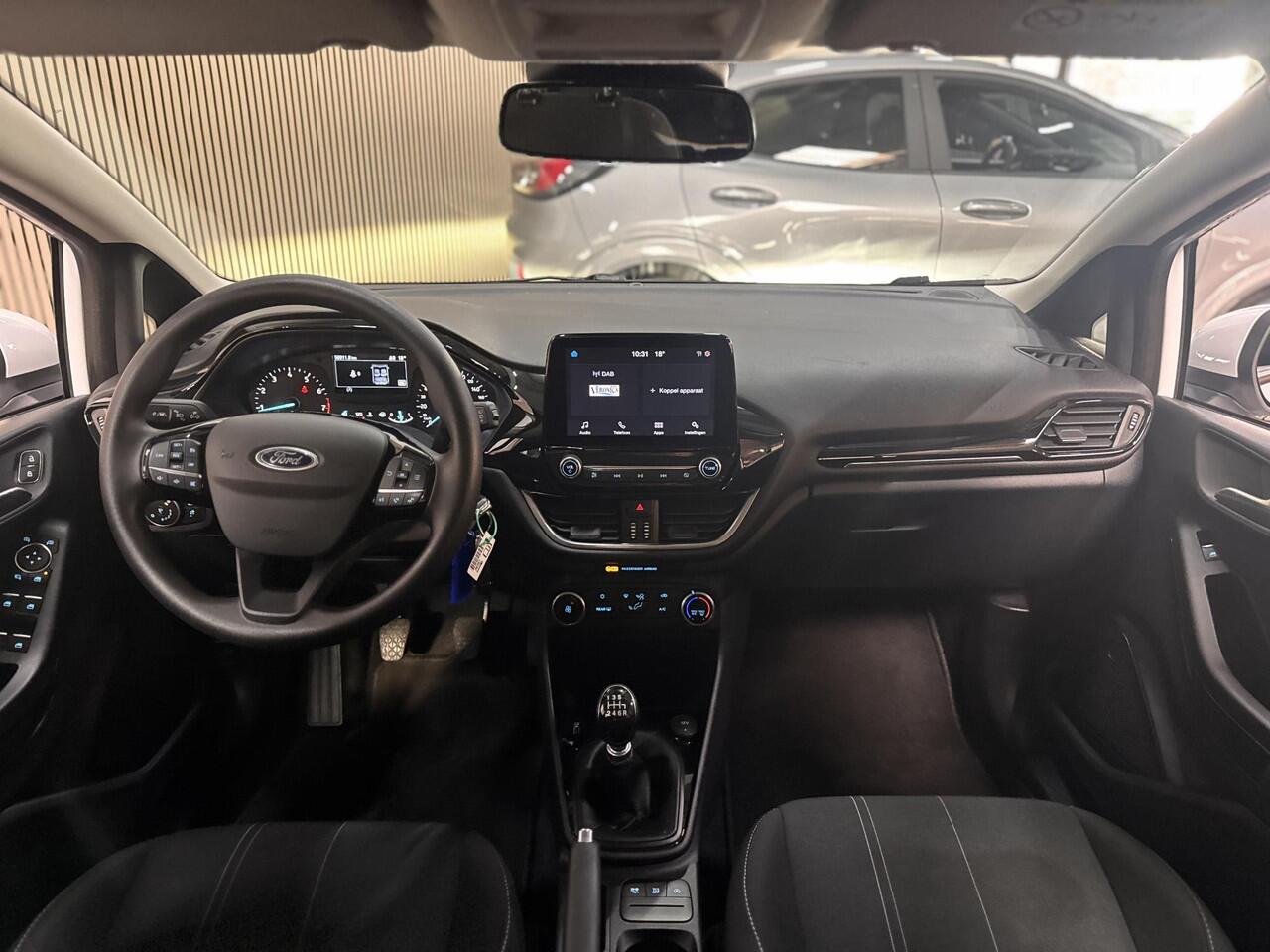 Ford FIESTA 1.0 EcoBoost Connected Cruise Apple CarPlay Parkeersensoren Mistlampen Dealeronderhouden