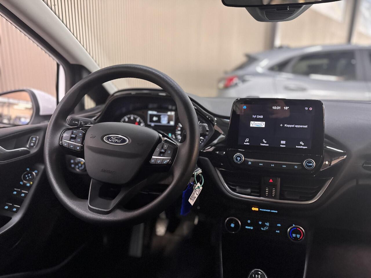 Ford FIESTA 1.0 EcoBoost Connected Cruise Apple CarPlay Parkeersensoren Mistlampen Dealeronderhouden