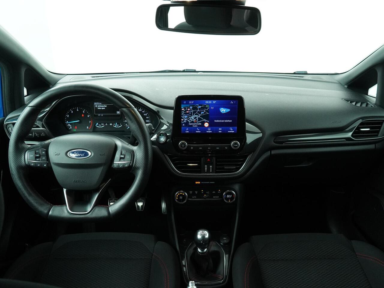 Ford FIESTA 1.0 EcoBoost ST-Line - Navigatie - Climate Control - Parkeersensoren - Lichtmetalen velgen