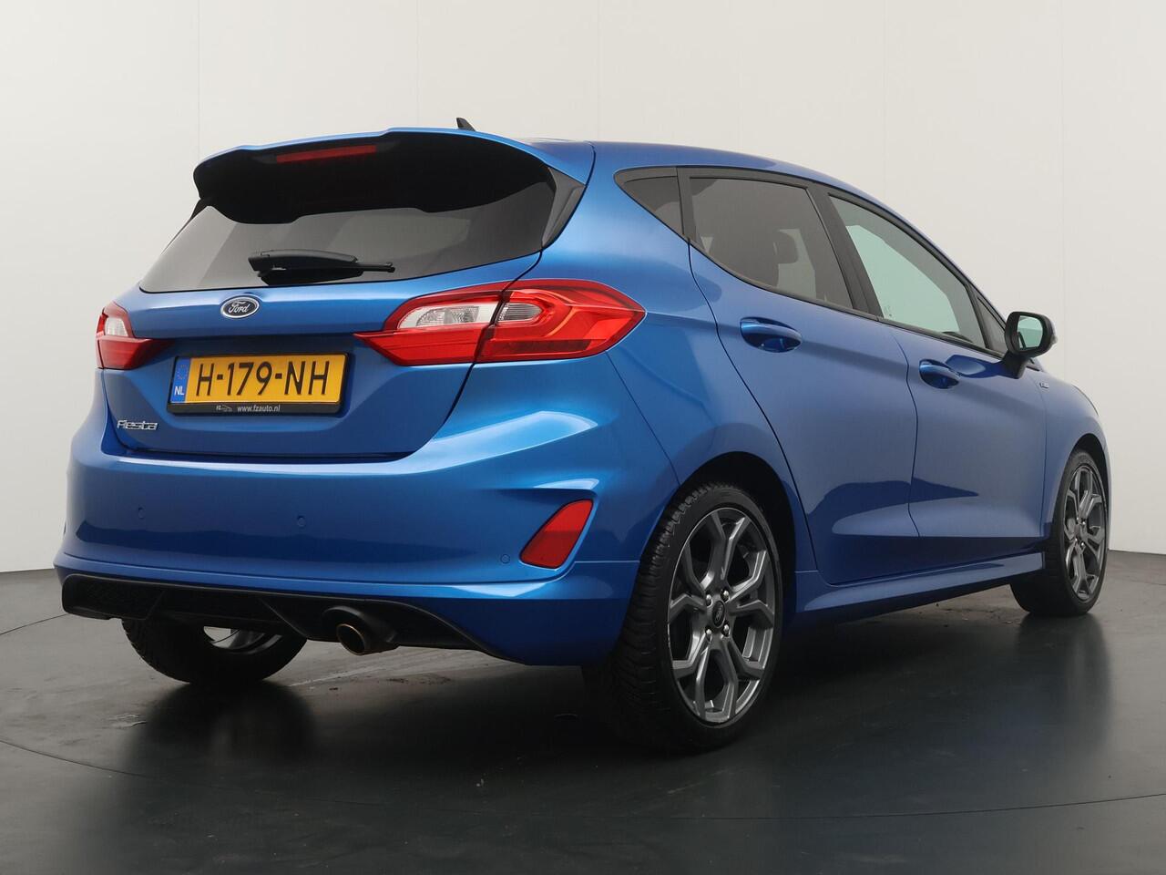 Ford FIESTA 1.0 EcoBoost ST-Line - Navigatie - Climate Control - Parkeersensoren - Lichtmetalen velgen