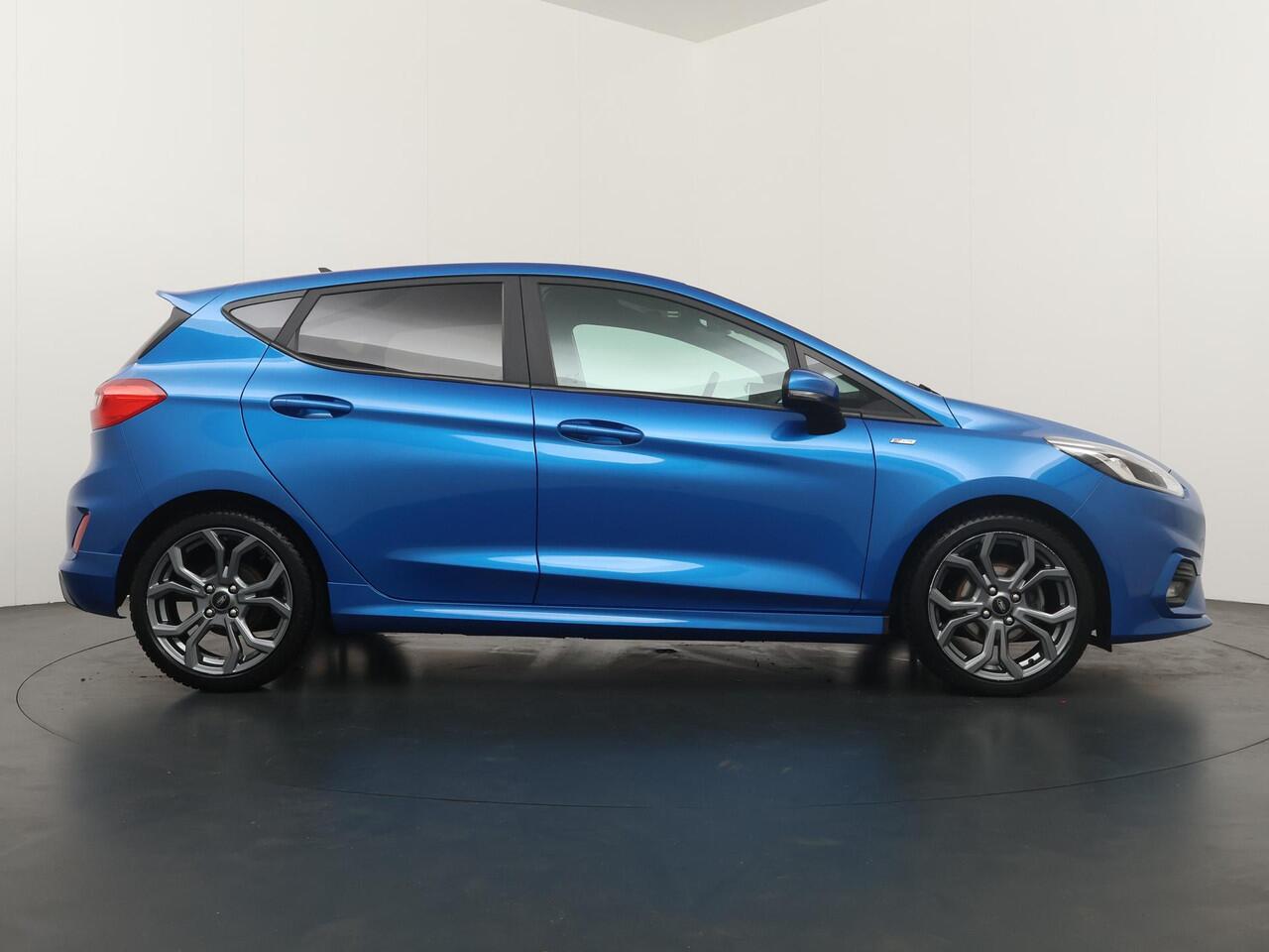 Ford FIESTA 1.0 EcoBoost ST-Line - Navigatie - Climate Control - Parkeersensoren - Lichtmetalen velgen