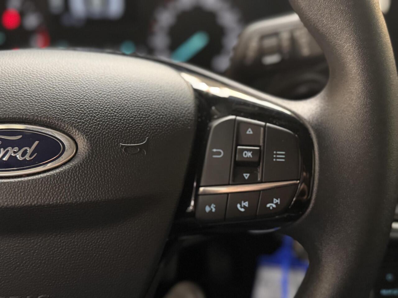 Ford FIESTA 95pk Connected Cruise Control Parkeersensoren Design & Zicht pakket Dealeronderhouden