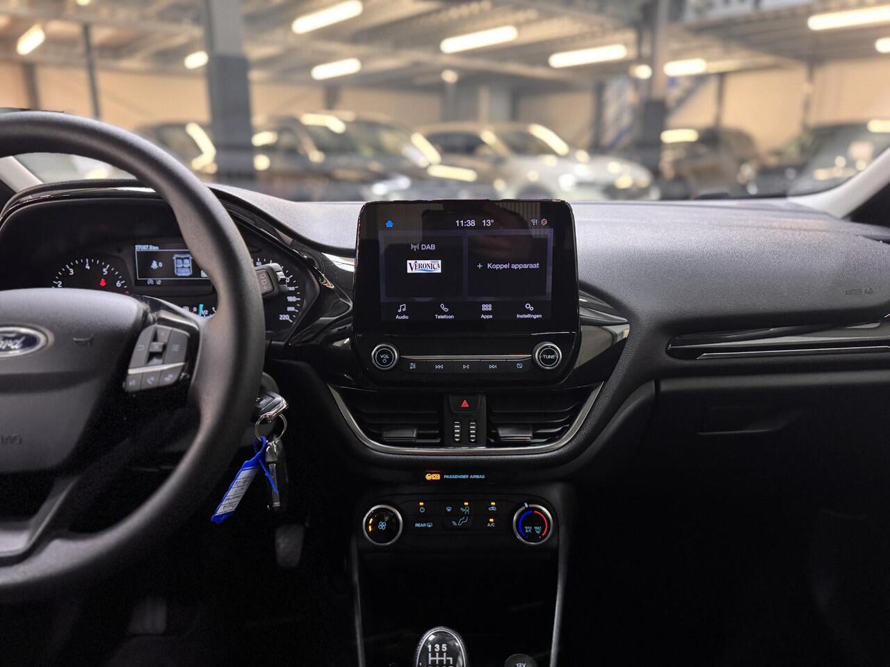 Ford FIESTA 95pk Connected Cruise Control Parkeersensoren Design & Zicht pakket Dealeronderhouden