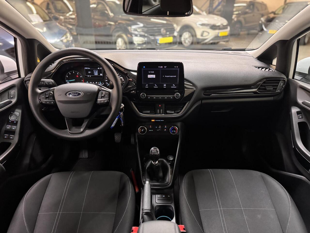 Ford FIESTA 95pk Connected Cruise Control Parkeersensoren Design & Zicht pakket Dealeronderhouden