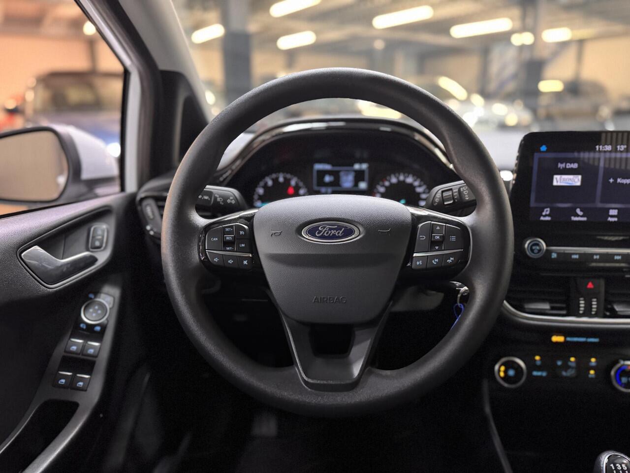 Ford FIESTA 95pk Connected Cruise Control Parkeersensoren Design & Zicht pakket Dealeronderhouden