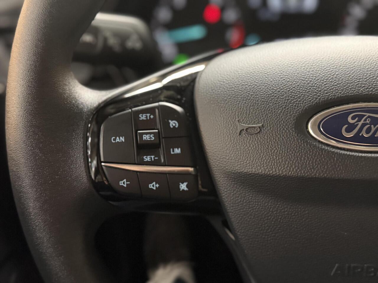 Ford FIESTA 95pk Connected Cruise Control Parkeersensoren Design & Zicht pakket Dealeronderhouden