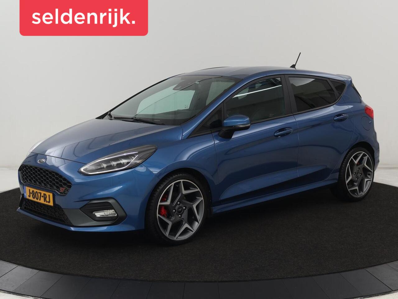 Ford FIESTA 1.5 EcoBoost ST-3 | Origineel NL | 1e eigenaar | Stoelverwarming | B&O Sound | Half leder | Carplay | Navigatie | Stuurverwarming | Full LED | Parkeerhulp
