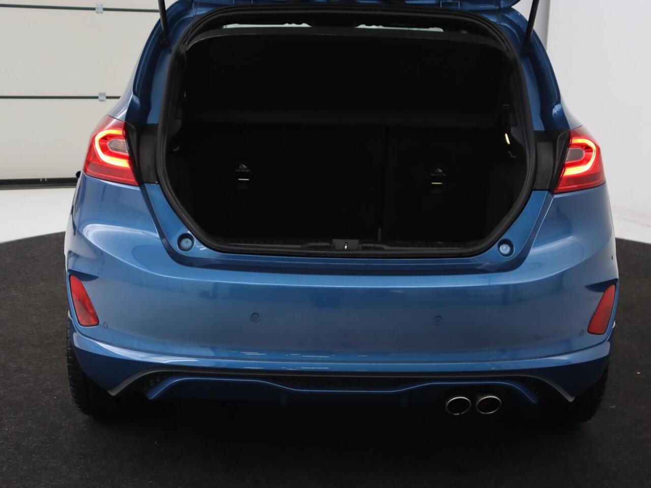 Ford FIESTA 1.5 EcoBoost ST-3 | Origineel NL | 1e eigenaar | Stoelverwarming | B&O Sound | Half leder | Carplay | Navigatie | Stuurverwarming | Full LED | Parkeerhulp