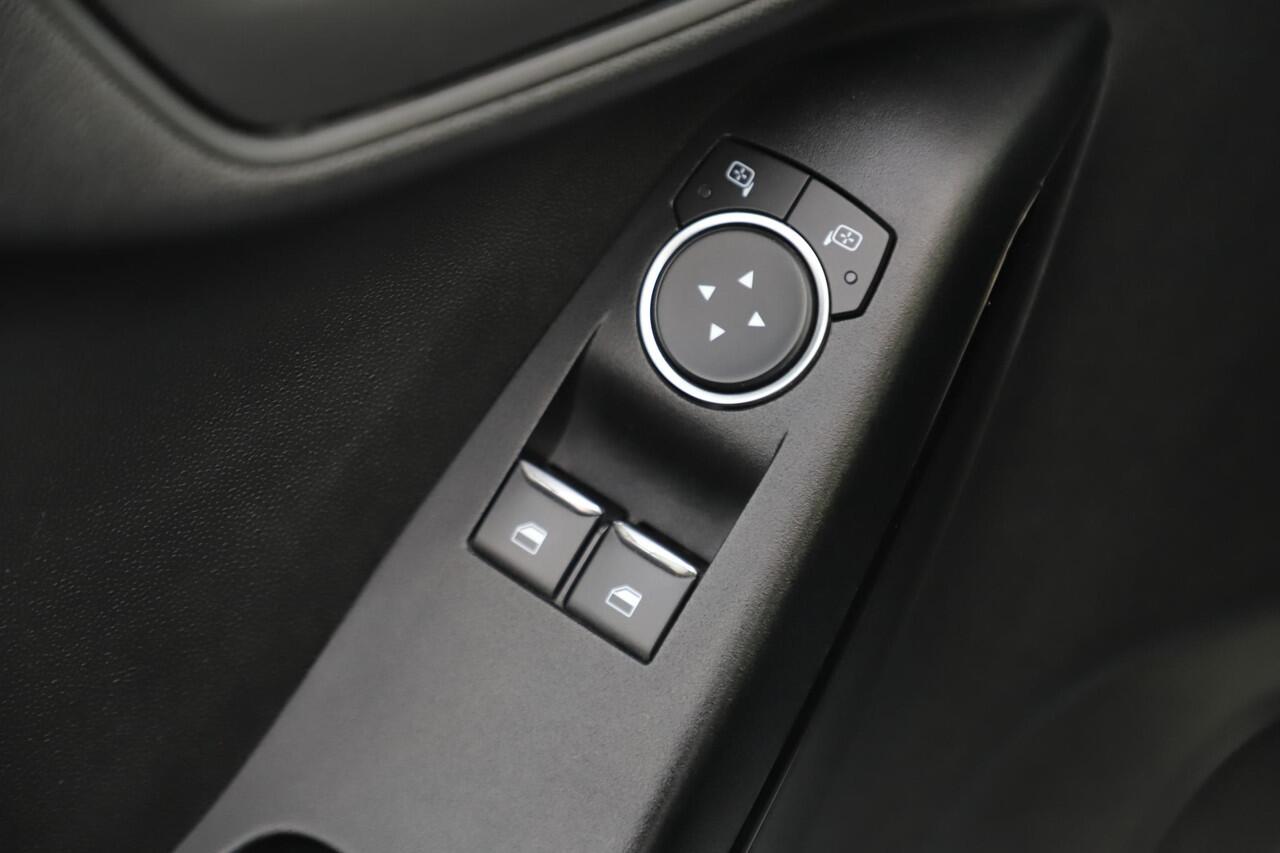 Ford FIESTA 1.0 EcoBoost Connected 95PK Trekhaak Carplay Android Navigatie Airco Cruise Control