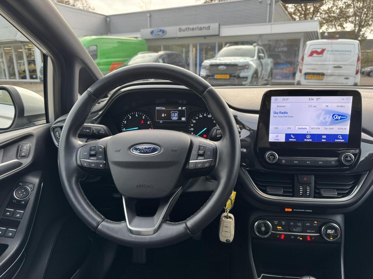 Ford FIESTA 1.0 EcoBoost Active X 95pk 18 inch velgen | Stoelverwarming | Cruise control | Parkeersensoren | Vooruitverwarming