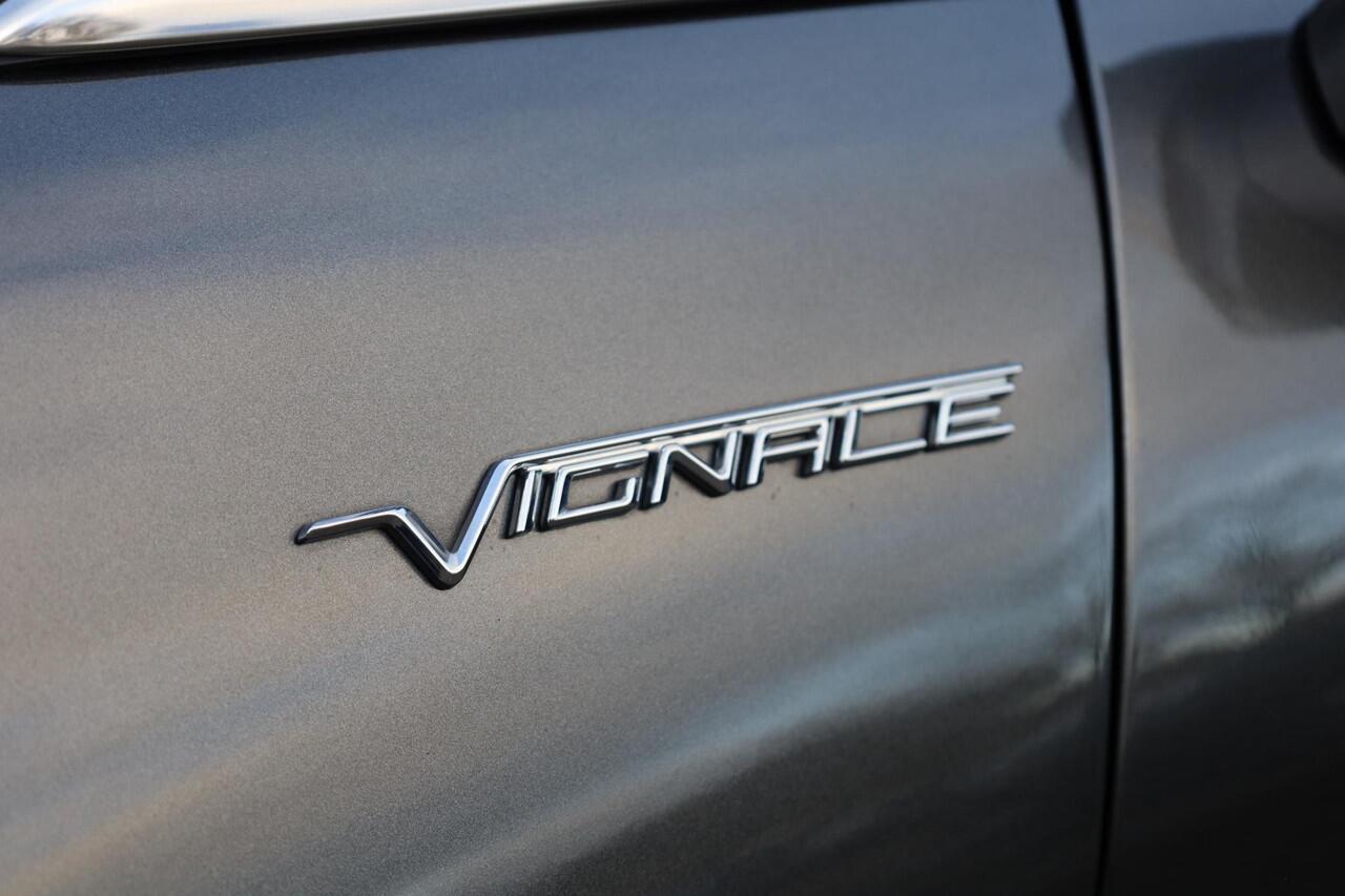 Ford FIESTA 1.0 EcoBoost Vignale LEER PANO CARPLAY B&O STOEL/STUUR/RUITVERW. CAMERA ACC CLIMA NAVI DAB NAP 2XPDC 17''LMV