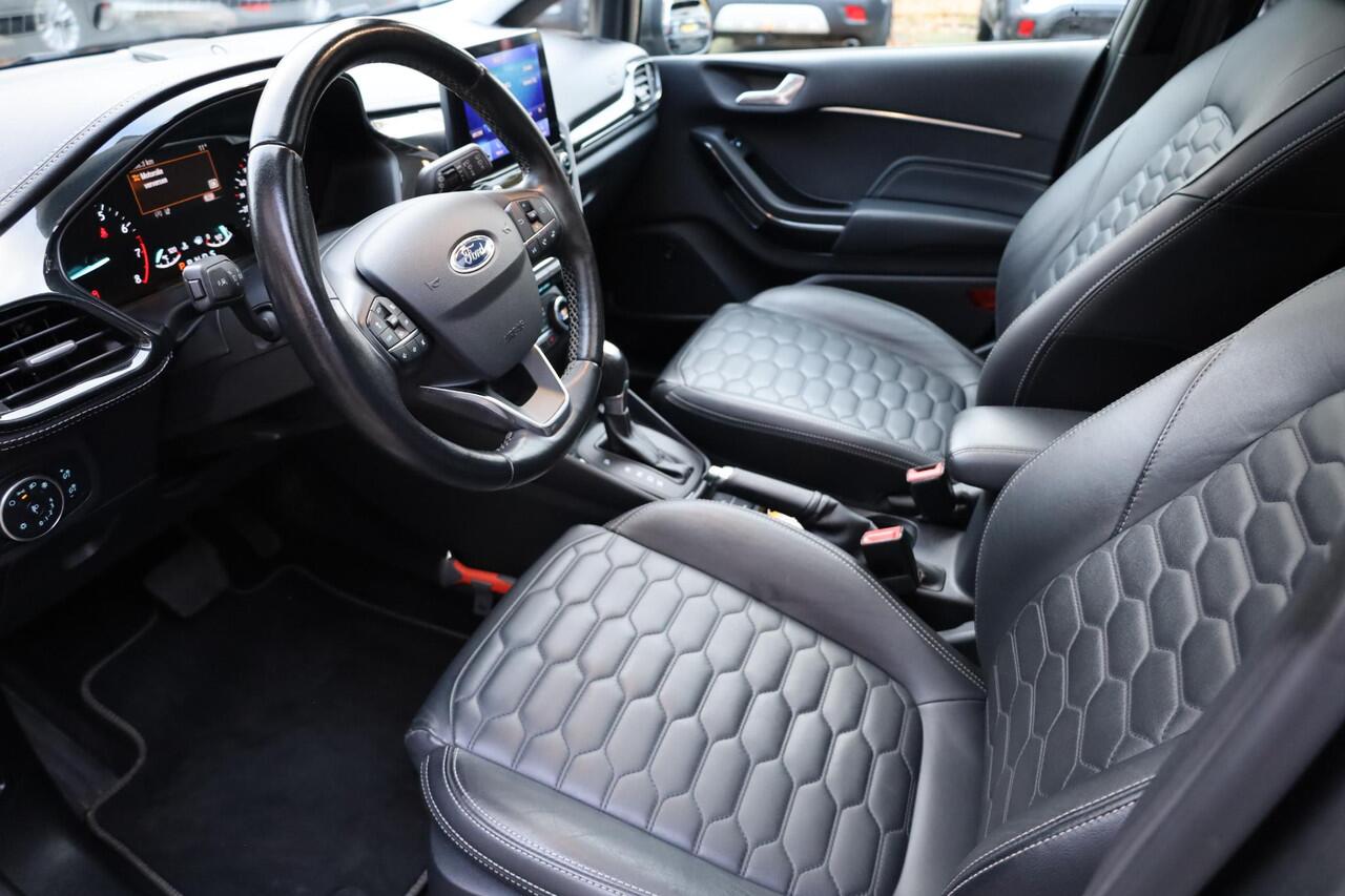 Ford FIESTA 1.0 EcoBoost Vignale LEER PANO CARPLAY B&O STOEL/STUUR/RUITVERW. CAMERA ACC CLIMA NAVI DAB NAP 2XPDC 17''LMV