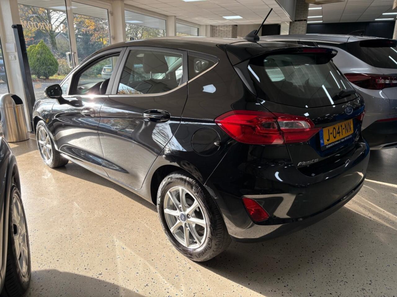 Ford FIESTA 125pk Mild Hybrid Titanium Navigatie ECC CRUISE DAB