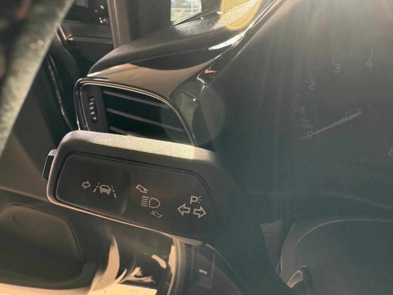 Ford FIESTA 125pk Mild Hybrid Titanium Navigatie ECC CRUISE DAB