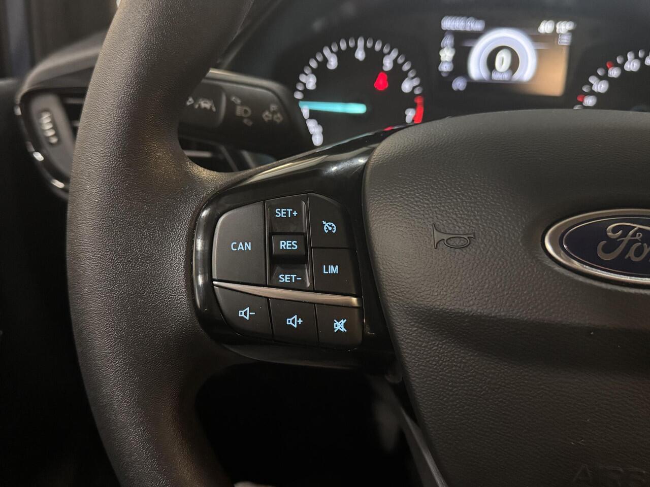 Ford FIESTA 95pk EcoBoost Connected Navigatie Cruise Parking pack All Seasons Dealeronderhouden 5drs