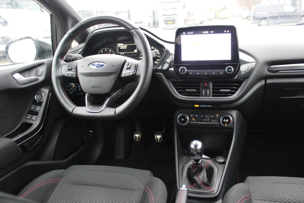 Ford FIESTA 1.0 EcoBoost ST-Line, Apple CarPlay!