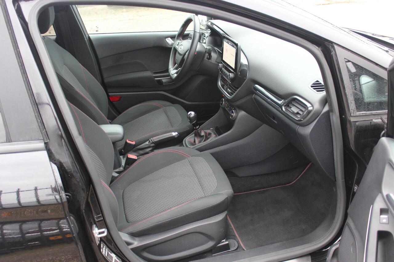 Ford FIESTA 1.0 EcoBoost ST-Line, Apple CarPlay!