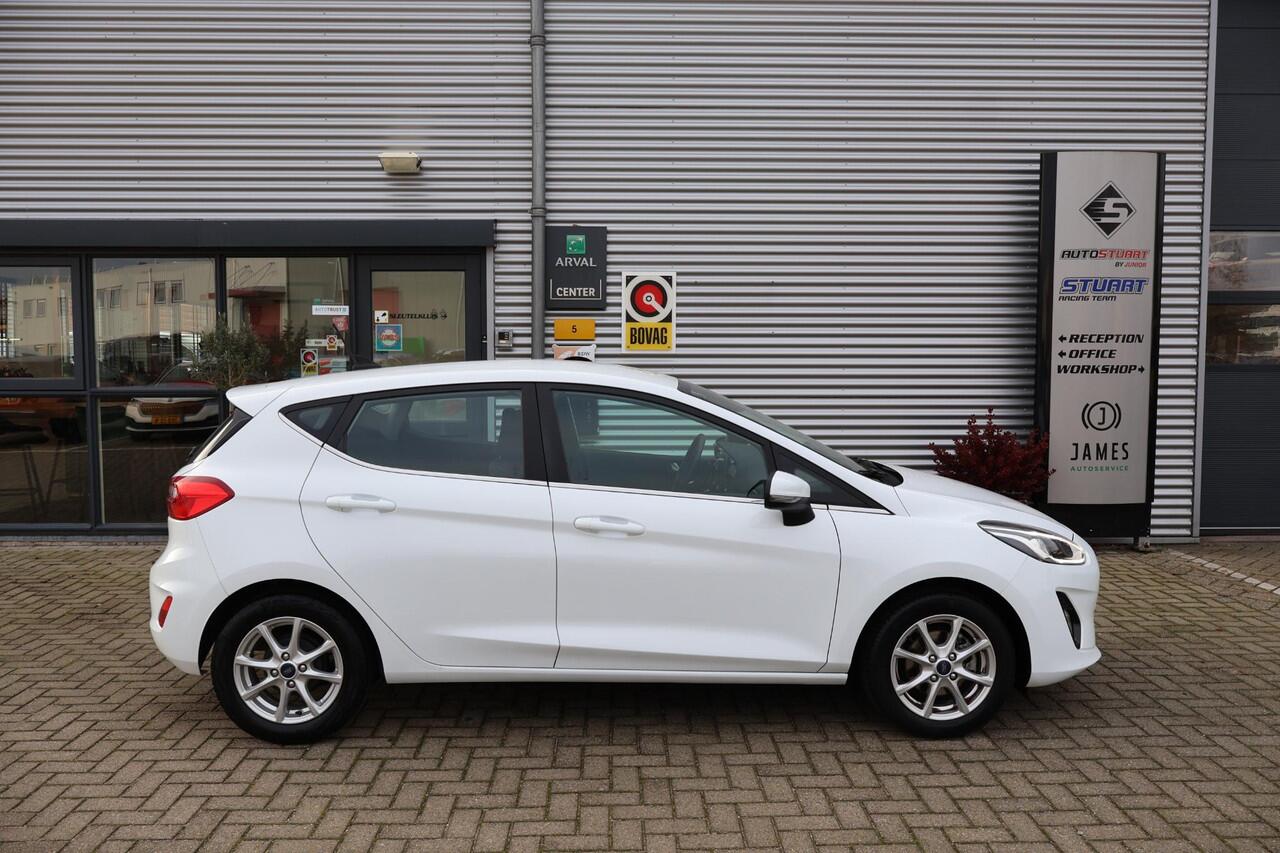 Ford FIESTA 1.0 Titanium 1e Eigenaar | NL-Auto | Volledig Onderh. | BTW | Navi | Cruise | Full Led | Carplay | DAB | Hill-Hold | Multimedia |PDC Achter