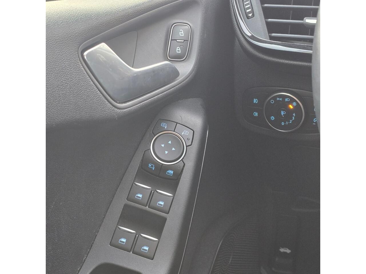 Ford FIESTA 1.0 EcoBoost Titanium ** BTW AUTO **