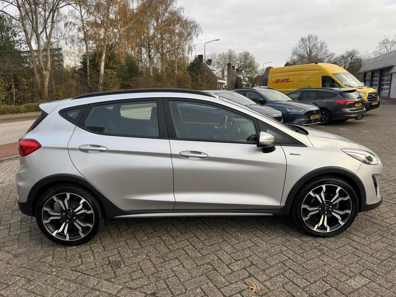 Ford FIESTA 1.0 EcoBoost Active X 95pk 18 inch velgen | Stoelverwarming | Cruise control | Parkeersensoren | Vooruitverwarming
