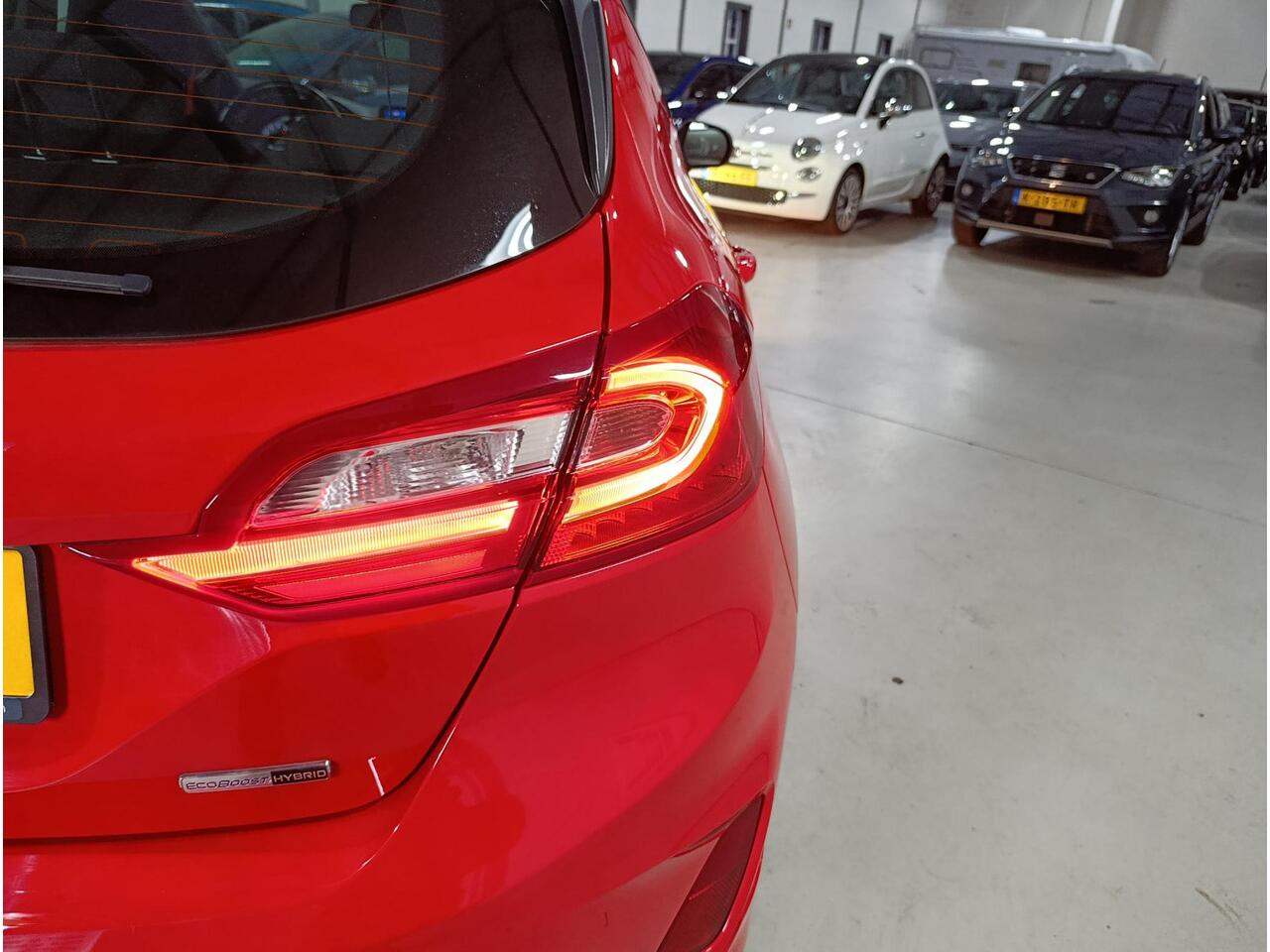 Ford FIESTA 1.0 EcoBoost Hybrid ST-Line X Navigatiesysteem | Parkeersensoren | Airconditioning (automatisch) | Cruise control