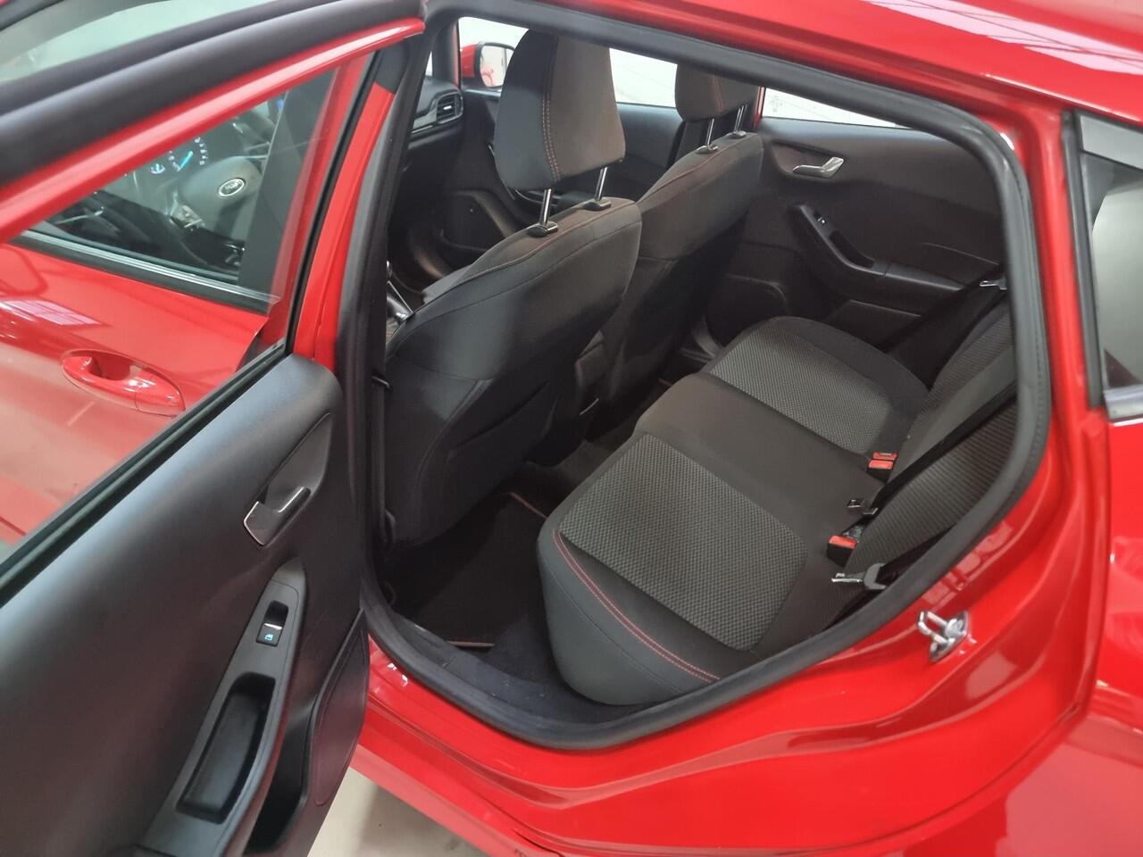 Ford FIESTA 1.0 EcoBoost Hybrid ST-Line X Navigatiesysteem | Parkeersensoren | Airconditioning (automatisch) | Cruise control