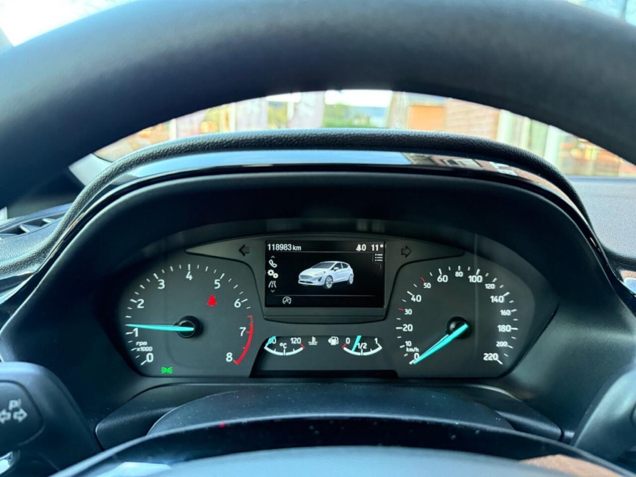 Ford FIESTA 1.0 EcoB. Connected RIJKLAAR / INCL GARANTIE / NAVI / CRUISE / A