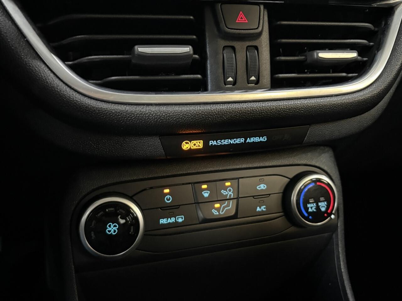 Ford FIESTA 1.0 EcoB. Connected *Lane Assist*Apple Carplay*