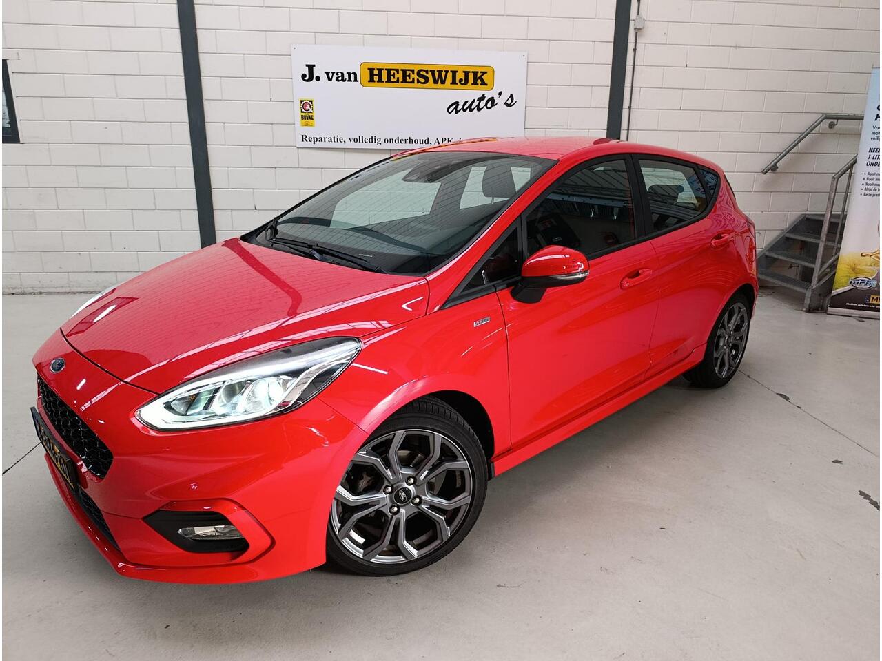 Ford FIESTA 1.0 EcoBoost ST-Line Airconditioning (automatisch) |Audiosysteem | Cruise control | Parkeer sensoren |Led verlichting